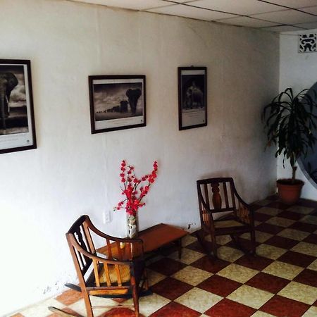 Casa Nica Leon Hostel Exteriér fotografie