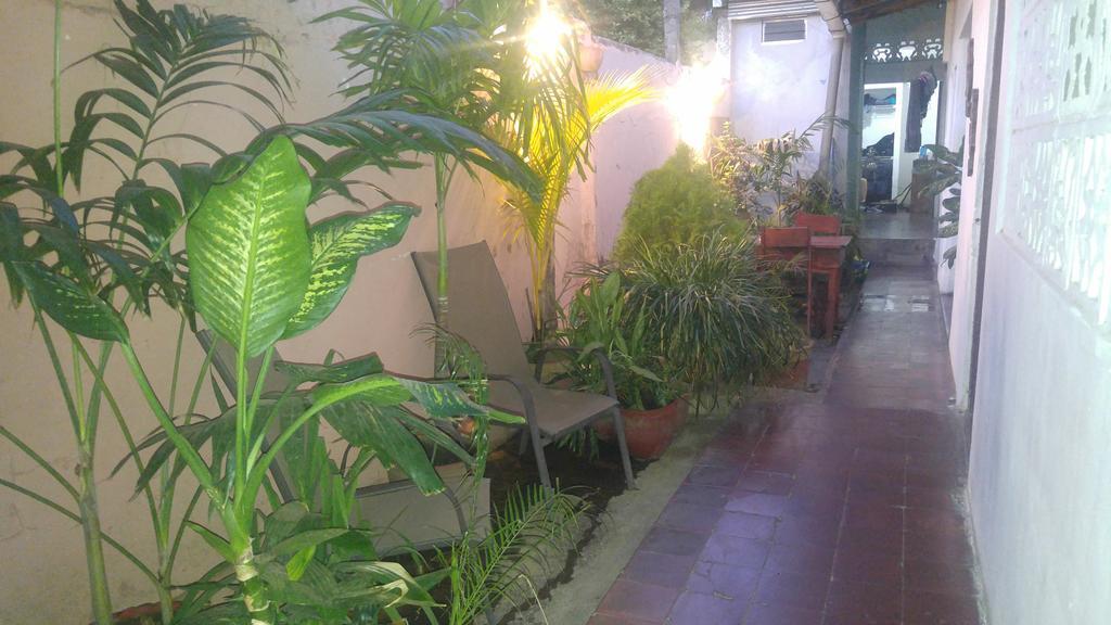 Casa Nica Leon Hostel Exteriér fotografie